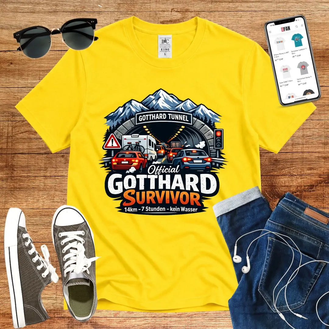 T-Shirt in Solar Yellow mit Illustration von Gotthard-Tunnel mit Autos und Bergen, Schriftzug „Official Gotthard…