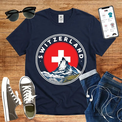 T-Shirt in Navy mit Rundes Design mit Matterhorn und Schweizer Kreuz mit Schriftzug „SWITZERLAND“