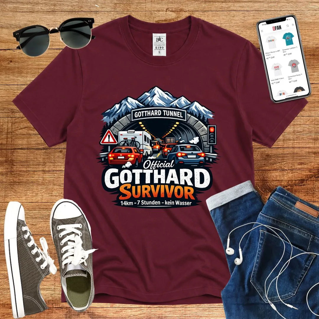 T-Shirt in Burgundy mit Illustration von Gotthard-Tunnel mit Autos und Bergen, Schriftzug „Official Gotthard Survivor“