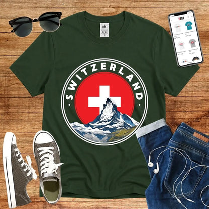 T-Shirt in Bottle Green mit Rundes Design mit Matterhorn und Schweizer Kreuz mit Schriftzug „SWITZERLAND“