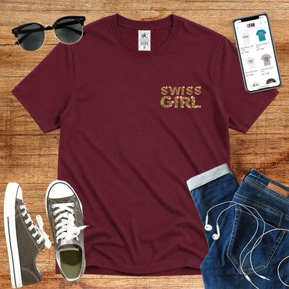 T-Shirt in Burgundy mit Buntes Blumenmuster mit Schriftzug „SWISS GIRL“
