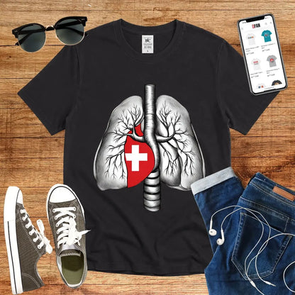 T-Shirt in Black mit Lungen-Design mit Schweizer Kreuz
