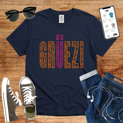 T-Shirt in Navy mit Dekoratives Muster-Design mit Schriftzug „GRÜEZI“