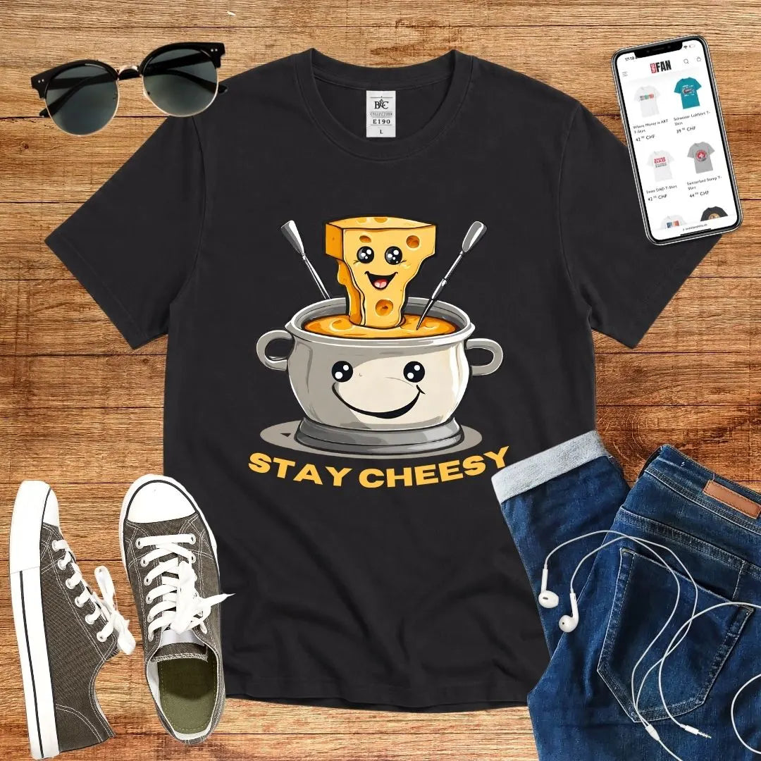 T-Shirt in Black mit Fröhliches Fondue-Design mit lächelndem Topf und Schriftzug „STAY CHEESY“